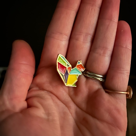 NWT Colorful geometric origami squirrel lapel pin. - Picture 2 of 2